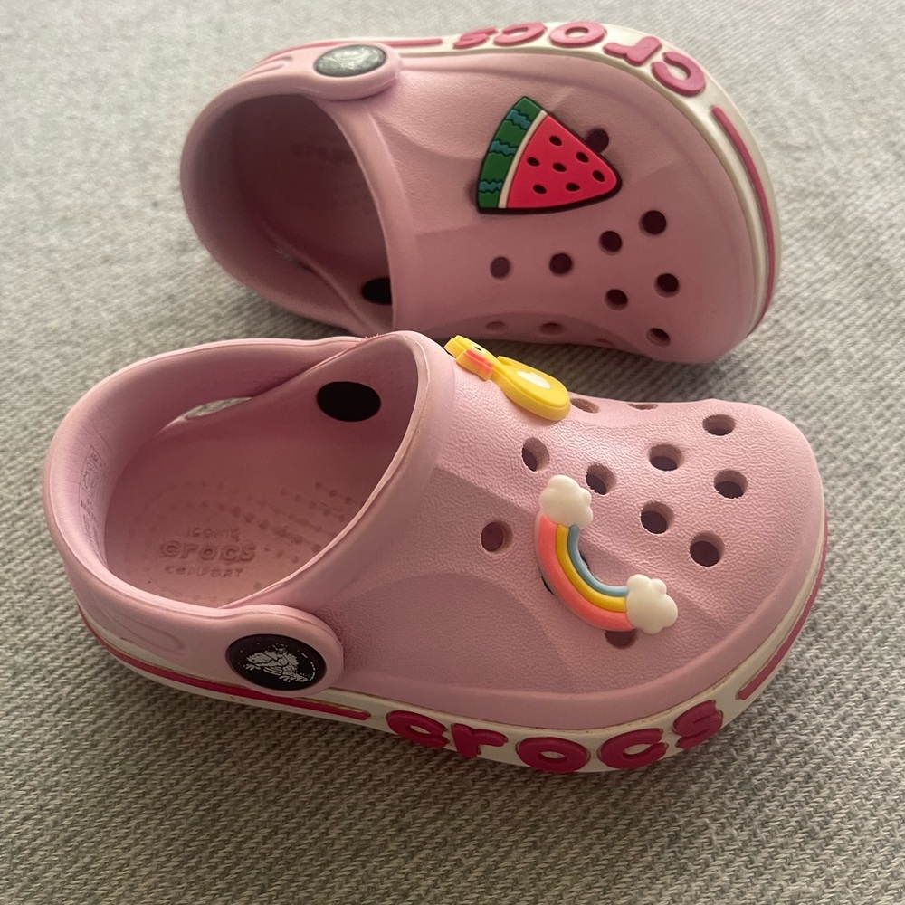 CROCS Kids Size 6C Light Pink Clogs with Fun Charms - Picture 2 of 13